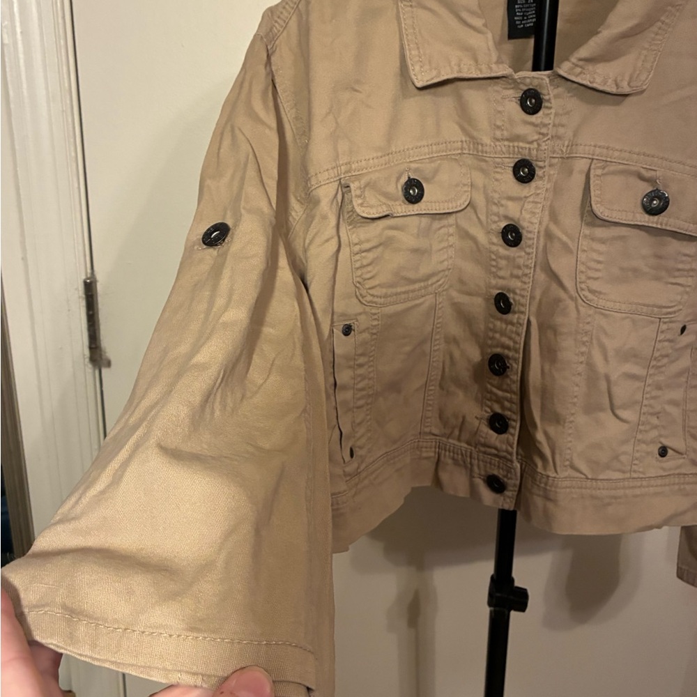 Ashley Stewart Tan Cropped Twill Jean Jacket Utility Wide Cuff Classic Clean 2X - Picture 3 of 9